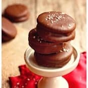 400_X_IMG_2388_chocolate_peanut_butter_sandwich_cookies