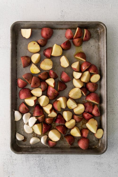 Easy Garlic Roasted New Potatoes A Farmgirl's Dabbles