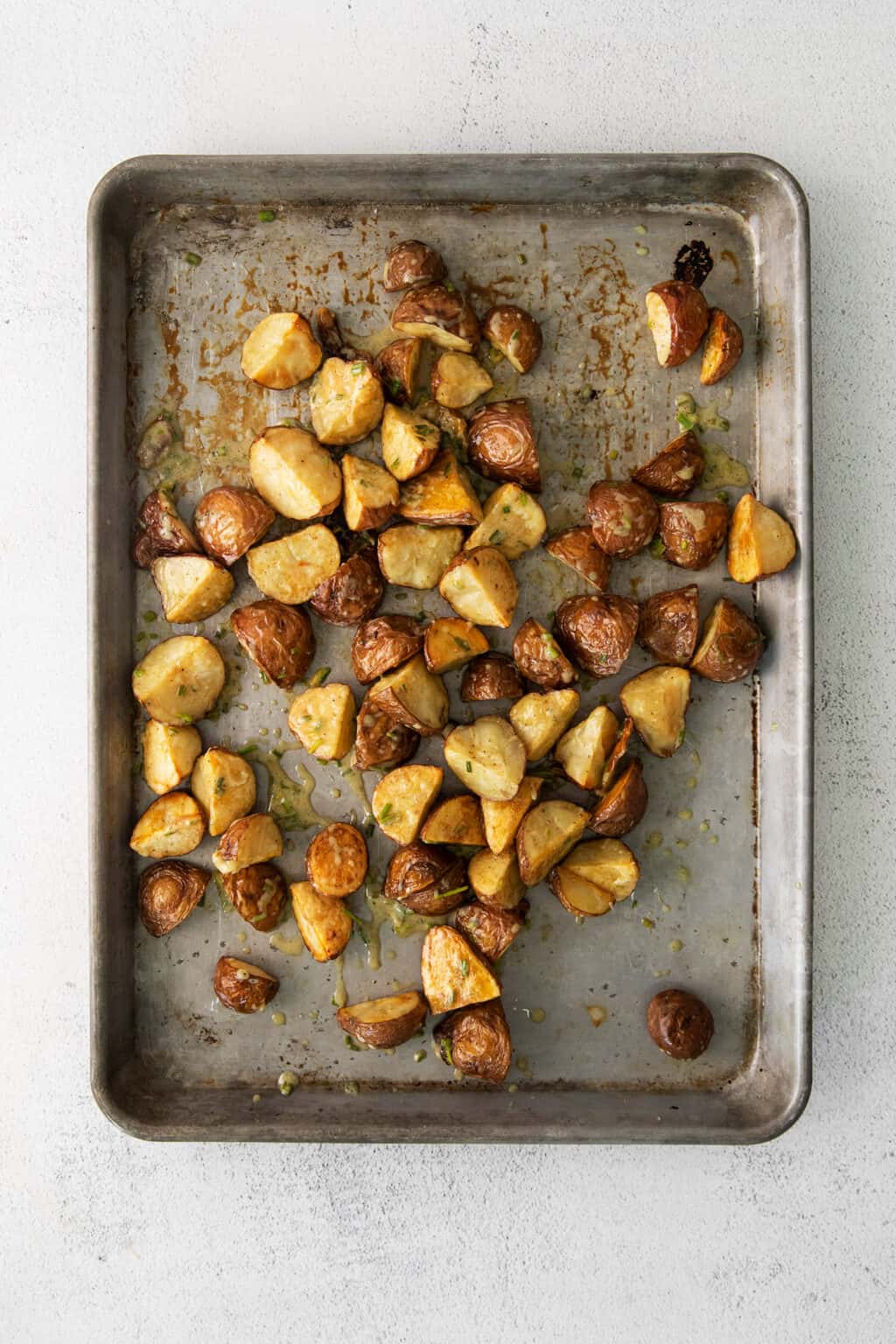 Easy Garlic Roasted New Potatoes A Farmgirl's Dabbles