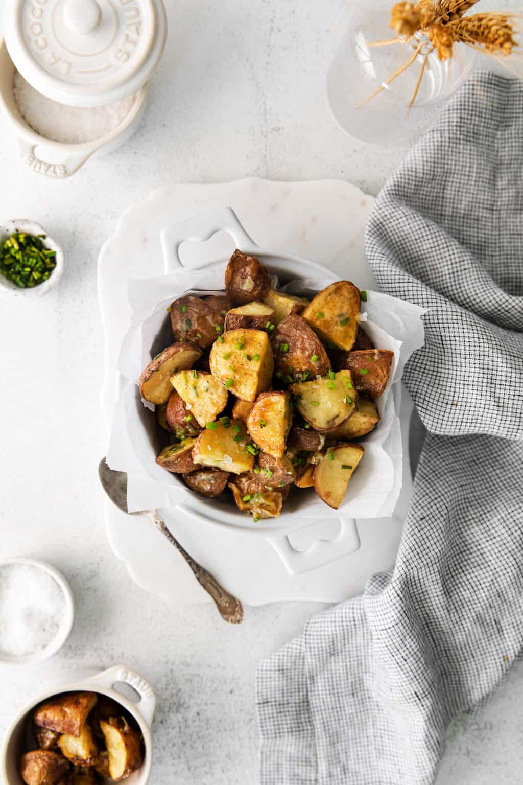 Easy Garlic Roasted New Potatoes A Farmgirl's Dabbles