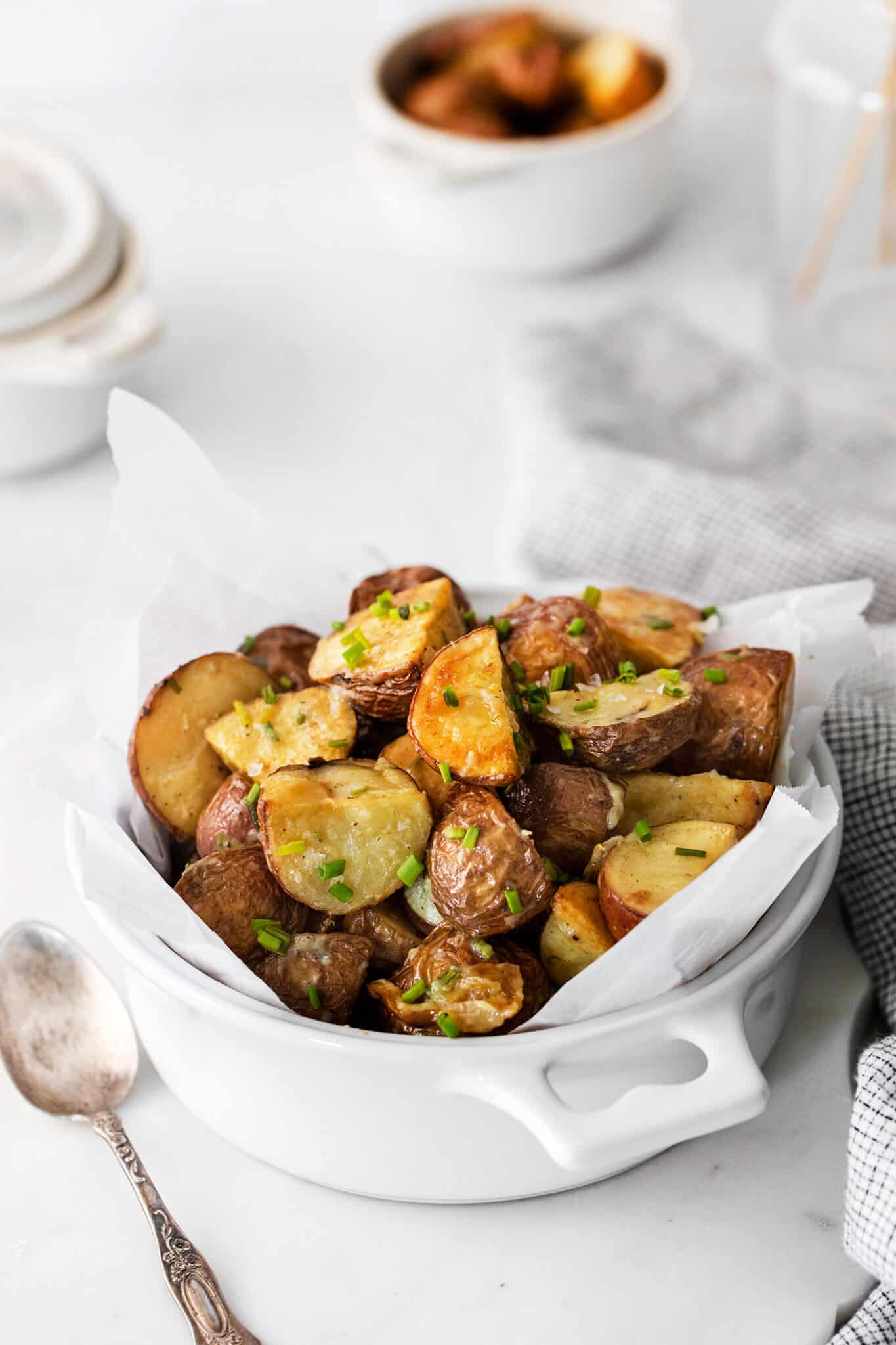Easy Garlic Roasted New Potatoes A Farmgirl's Dabbles