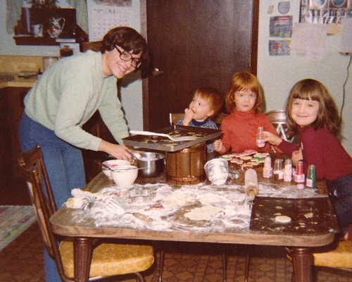 Christmas baking with mom and 3 daughters