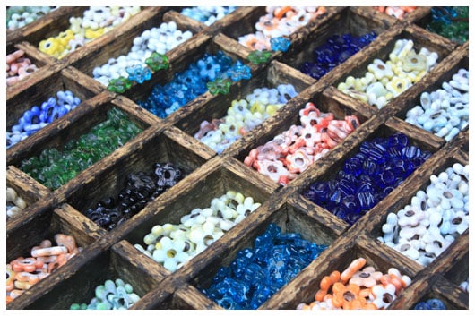 flower shaped glass beads