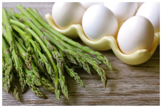 eggs and asparagus