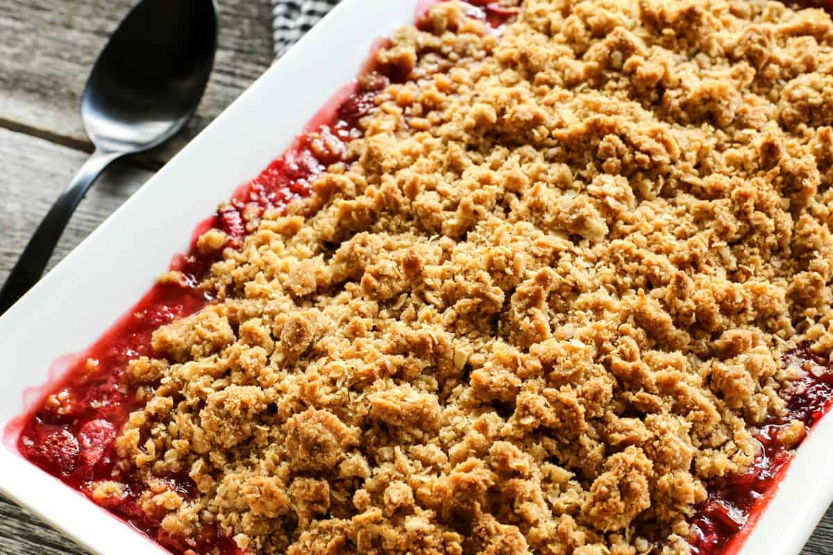 strawberry rhubarb crisp