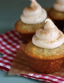 banana muffins with cream cheese frosting