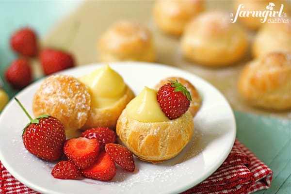 vanilla filled mini cream puffs