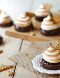 brownie bites with marshmallow frosting