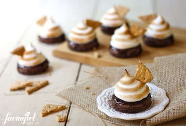 brownie bites with marshmallow frosting