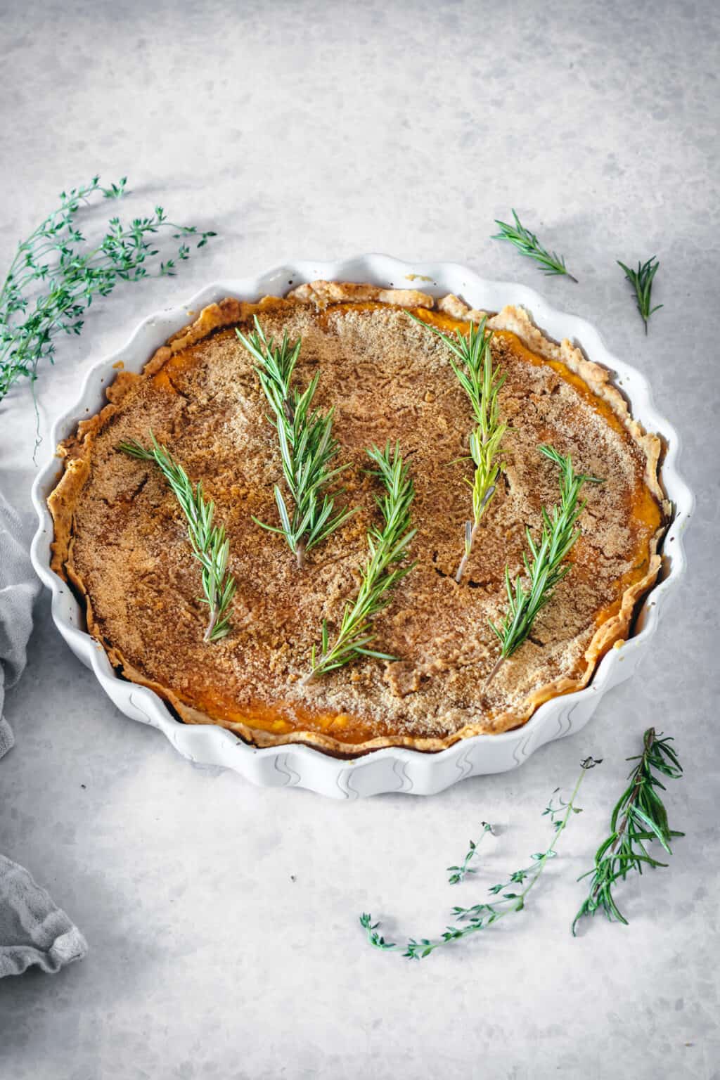 Butternut Squash Tart with Caramelized Onions l a farmgirl's dabbles