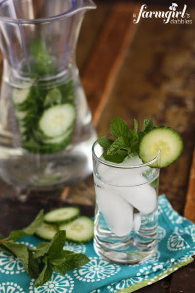 cucumber mint water