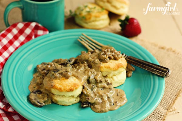 Biscuits with Sausage and Mushroom Gravy