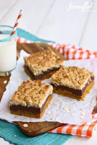 Pumpkin and Fudge Layer Bars with Salty Crunchy Streusel - www.afarmgirlsdabbles.com