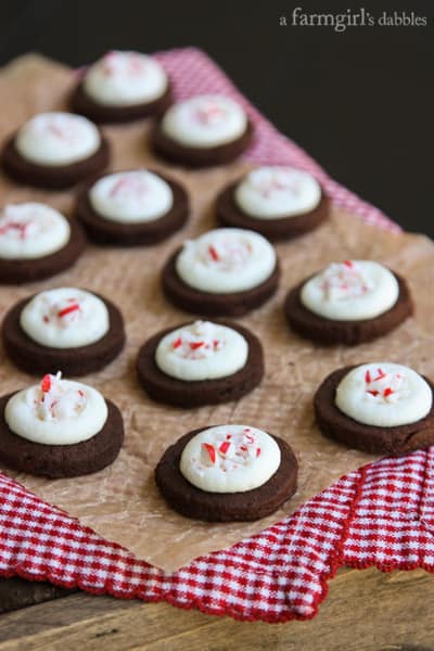 peppermint buttercream on top of a chocolate shortbread bite