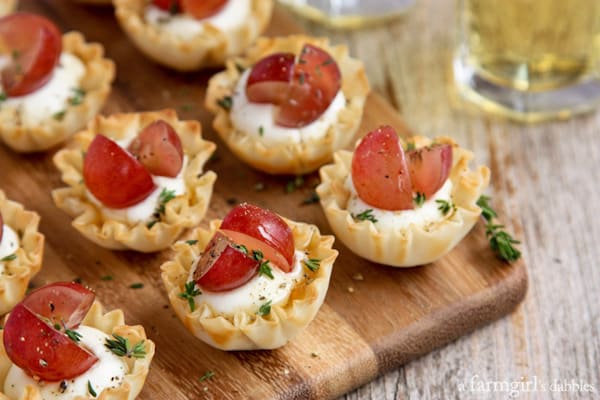 grape and thyme goat cheese cups