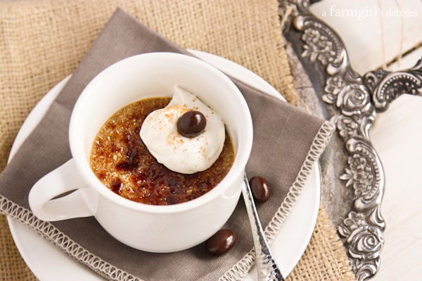 Crème Brûlée in a white cup