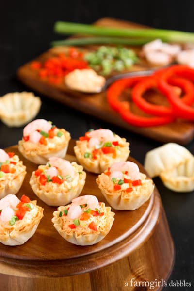 phyllo cups filled with sriracha shrimp