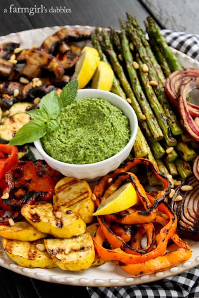 a platter of Grilled vegetables with Basil-Mint Pesto dip
