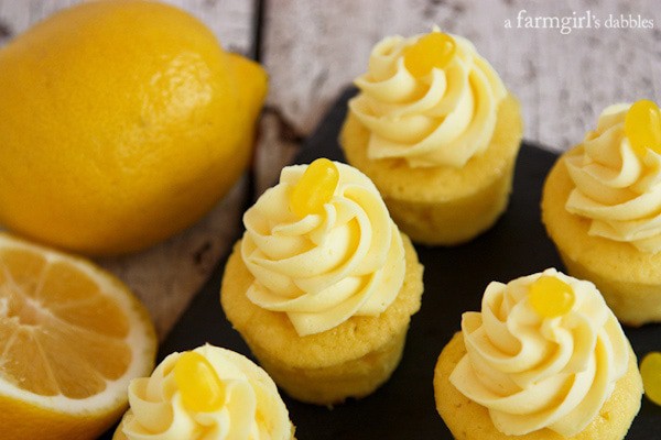 fresh lemon with mini cupcakes