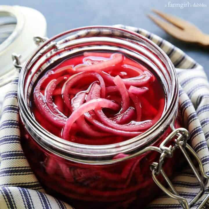 pickled onions in a jar