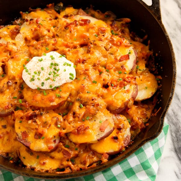 Cheesy Potato and Bacon Skillet - a farmgirl's dabbles