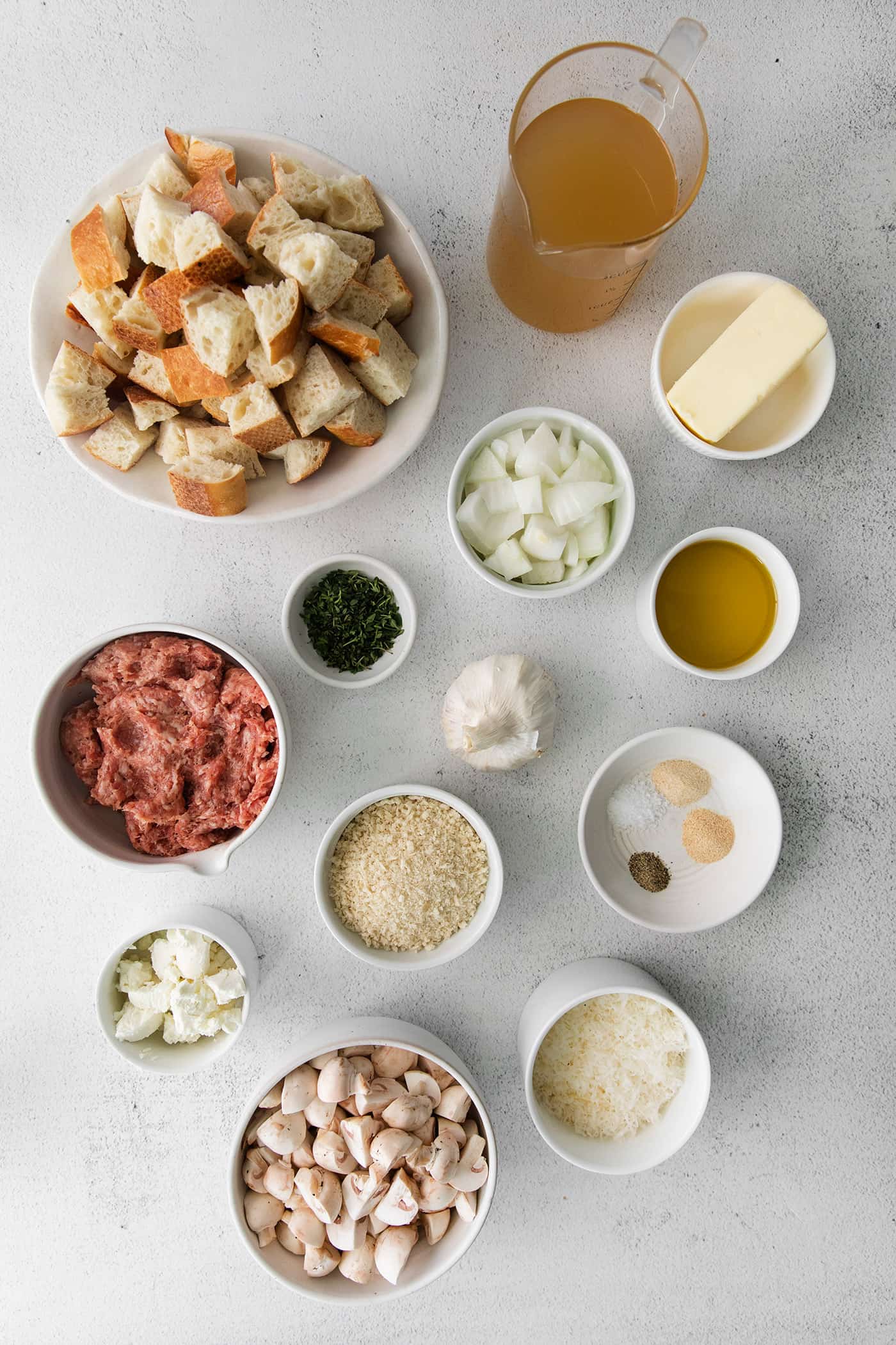 Roasted garlic mushroom dressing with sausage ingredients