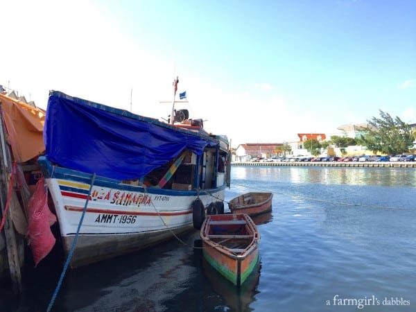 the floating market in Curaçao