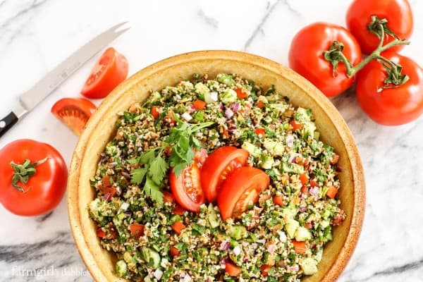 Tabbouleh and tomatoes