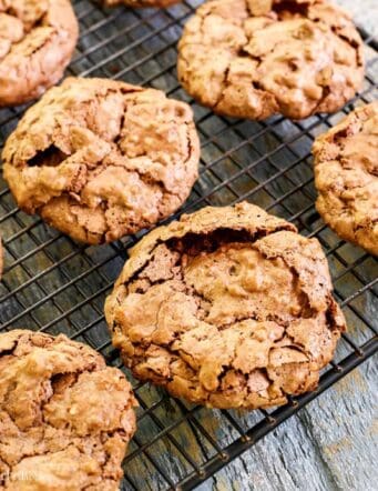 Fudgy Chocolate Meringue Cookies