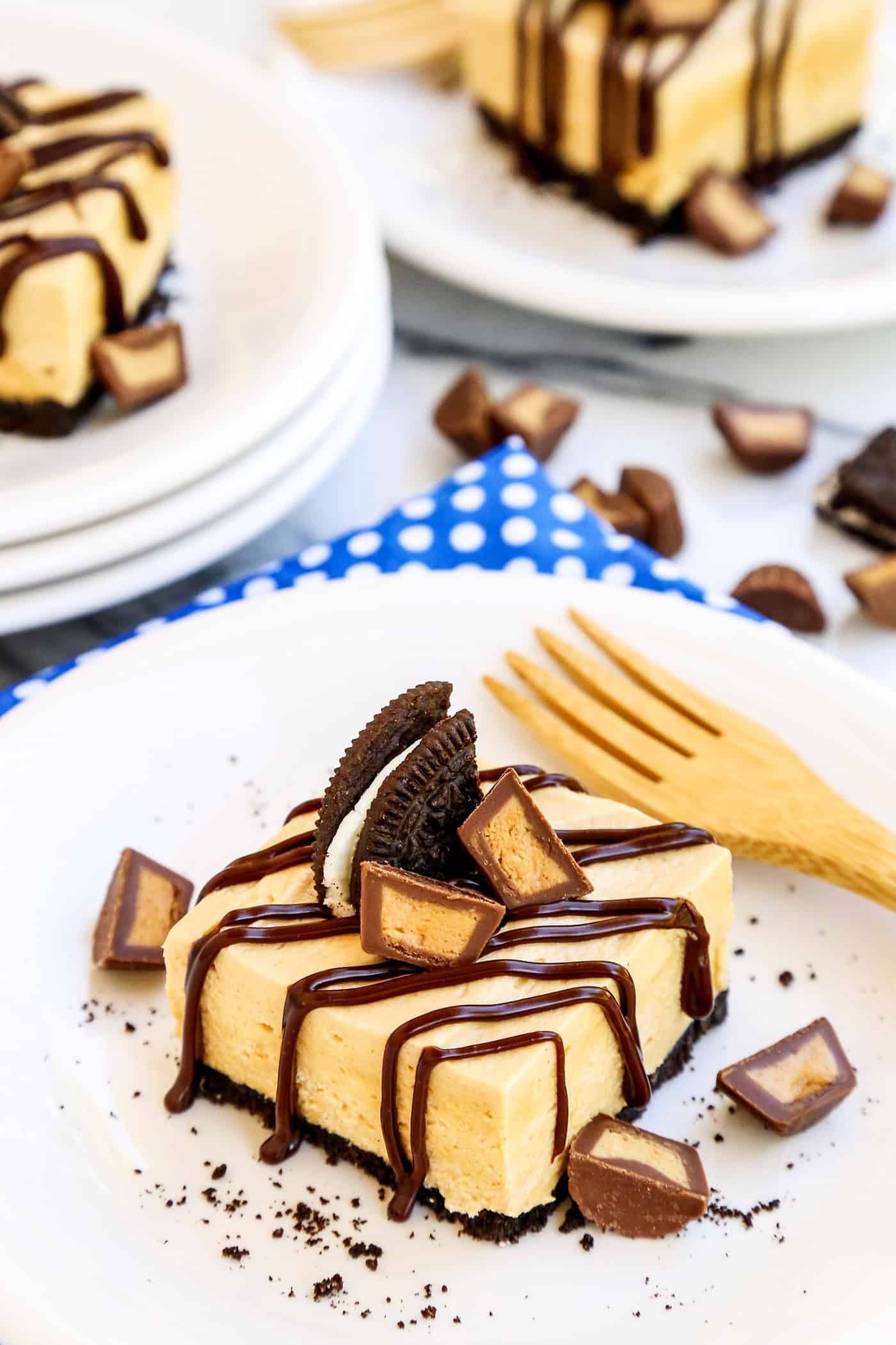 no bake peanut butter bars with chocolate drizzle