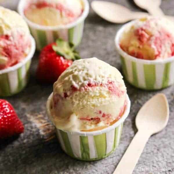 Crème Fraîche Ice Cream with Roasted Strawberry Swirl