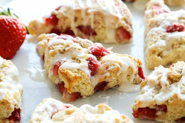 a bunch of Strawberry Shortcake Scones