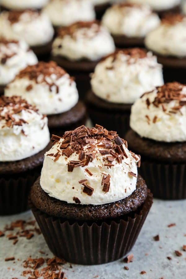 CHOCOLATE CUPCAKES WITH FLUFFY MARSHMALLOW BUTTERCREAM