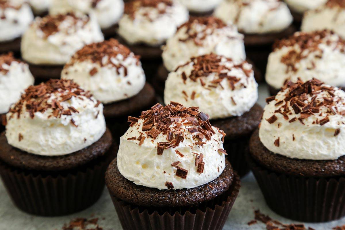 Chocolate Cupcakes with Fluffy Marshmallow Buttercream A Farmgirl's