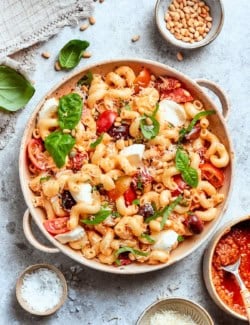 Bowl of sun-dried tomato pasta salad.
