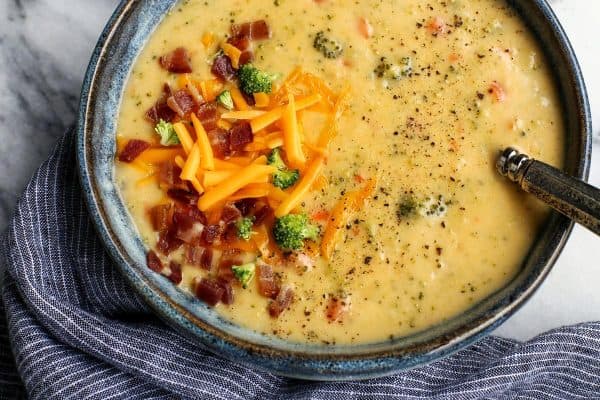 Soppa di Broccoli al Cheddar