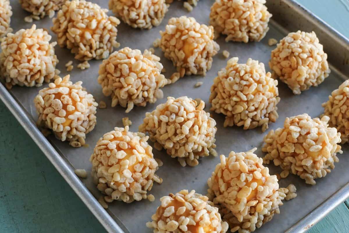 marshmallow rice krispie balls