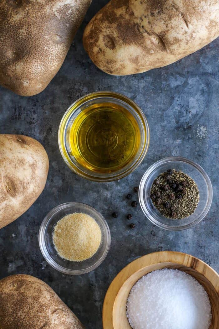 Russet potatoes, olive oil, salt, pepper, and garlic powder