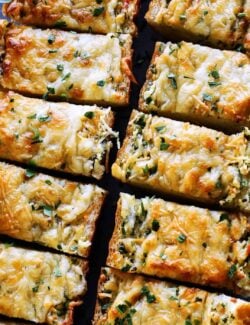 cheesy garlic bread pieces