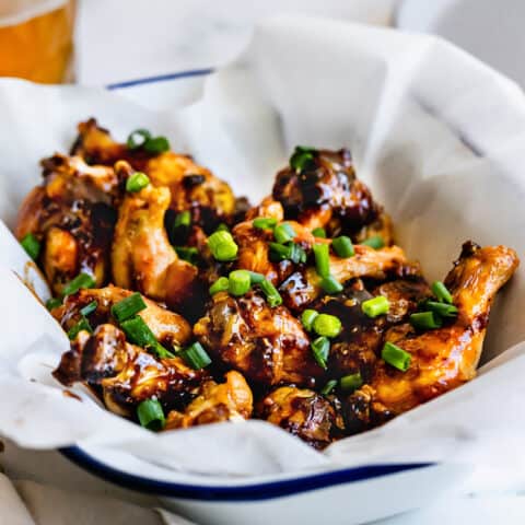 close-up photo of oyster sauce chicken wings