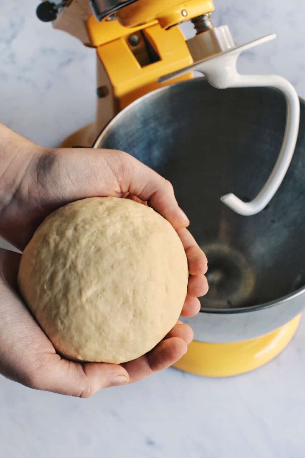 Thin Crust Pizza Dough Recipe - a farmgirl's dabbles