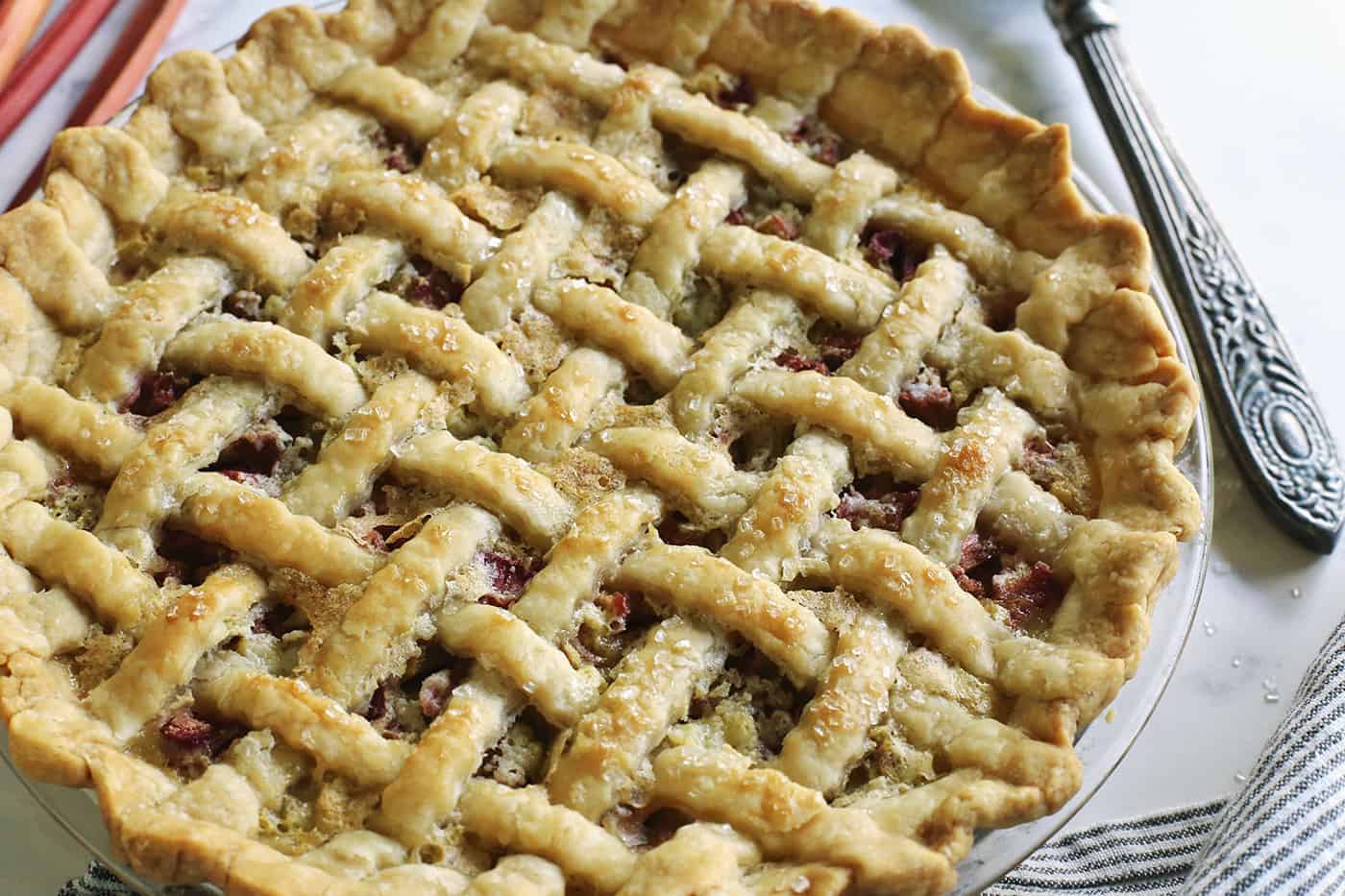 baked rhubarb and custard pie