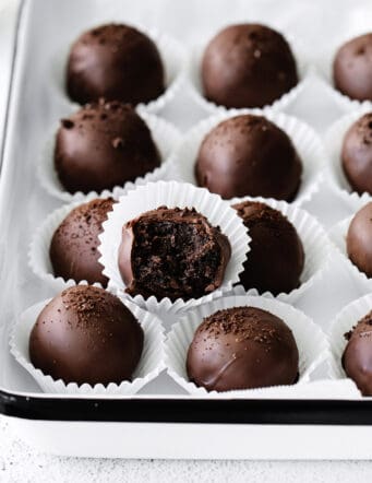 A tray of Oreo truffles