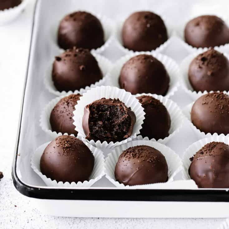 A tray of Oreo truffles