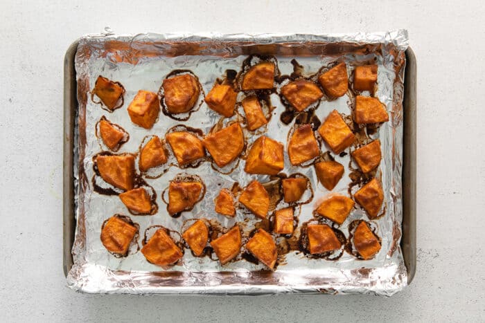 a pan of roasted sweet potato chunks