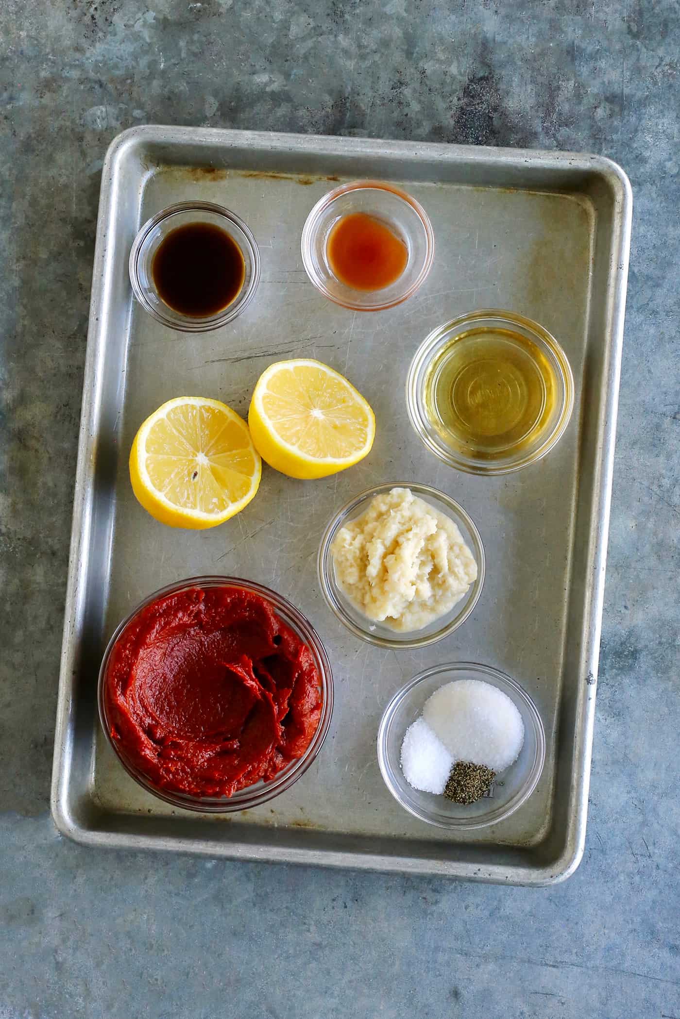 Homemade cocktail sauce ingredients