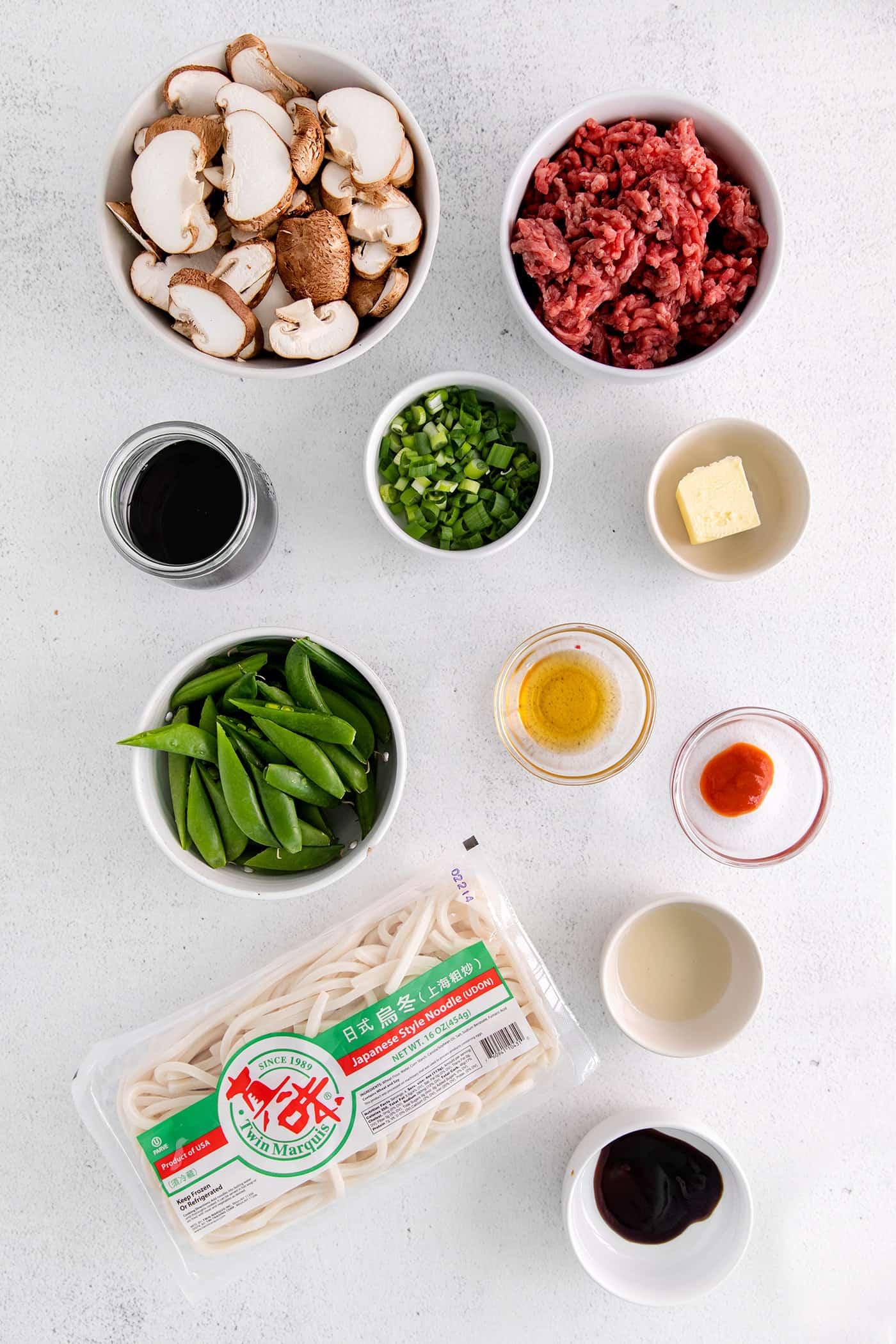 Yaki udon ingredients