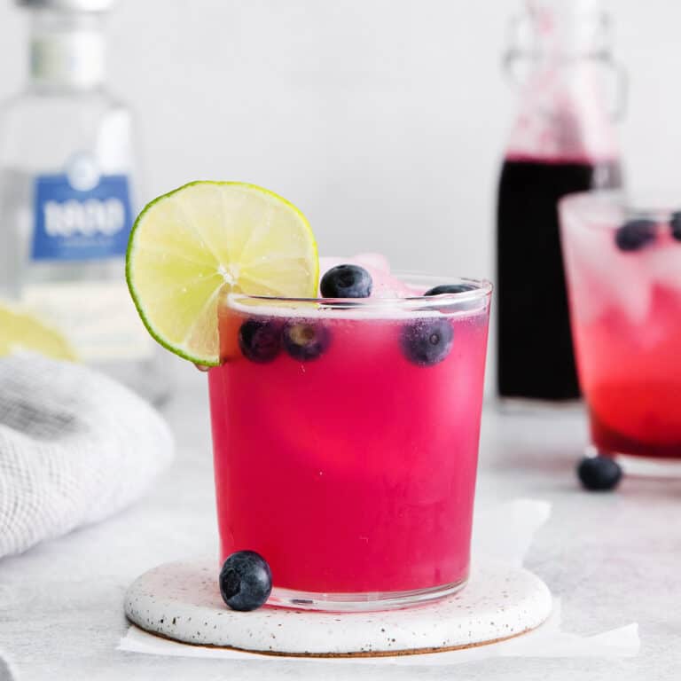 16 Easy & Fruity Alcoholic Drinks l A Farmgirl's Dabbles