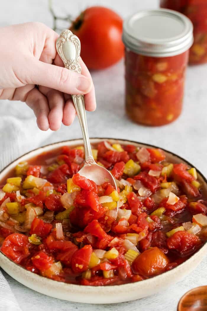 Easy Chili Stewed Tomatoes l A Farmgirl's Dabbles