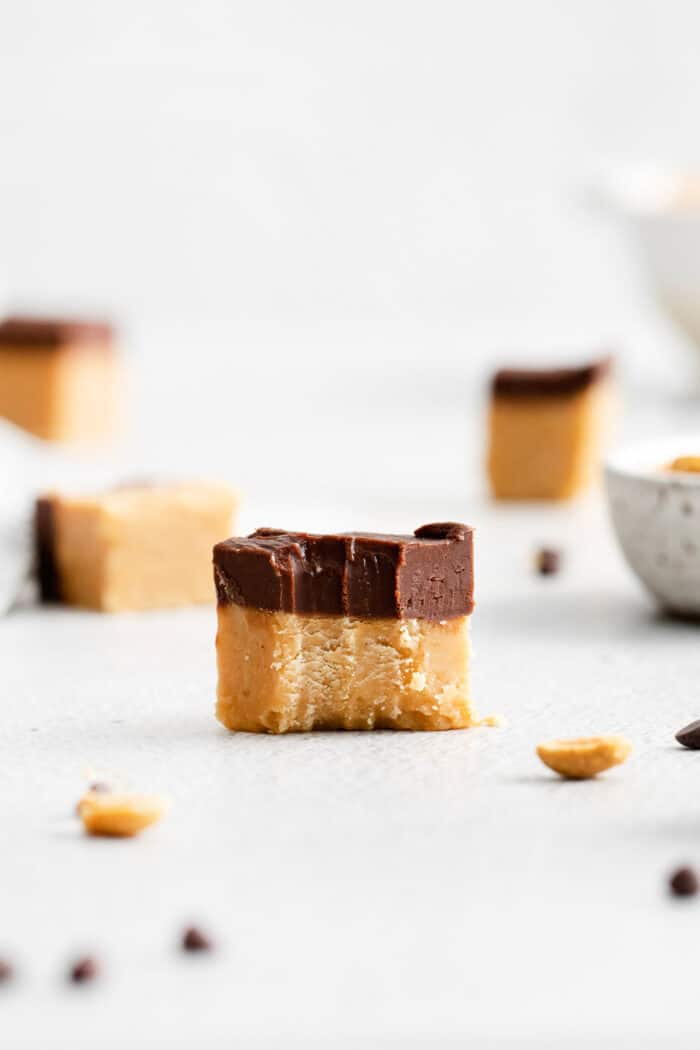 Easy Buckeye Fudge Recipe l A Farmgirl's Dabbles